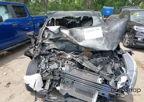 2021 Nissan Kicks Sr Xtronic Cvt z USA, uszkodzony, nr VIN 3N1CP5DV8ML520857